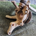 Цапфа передня права Nissan X-Trail T30 (2001-2007) 400148H300