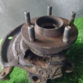 Цапфа передня права Nissan X-Trail T30 (2001-2007) 400148H300