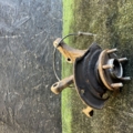 Цапфа  передній правий  Nissan X-Trail T30 (2001-2007) 400148H300