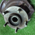 Цапфа (поворотний кулак) передній лівий Nissan X-Trail T30 (2001-2007) 400158H300