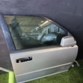 Двері перед прав Nissan X-Trail T30 (2001-2007) H01008H7MM