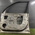 Двері передні праві Nissan X-Trail T30 (2001-2007) H01008H7MM