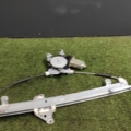 Моторчик скло підйомника дверей передній правий Nissan X-Trail T30 (2001-2007) 8073089913