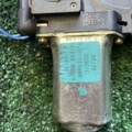 Моторчик склопідйомника задній правий Nissan X-Trail T30 (2001-2007) 8073089913