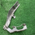 Петля капота ліва Nissan X-Trail T30 (2001-2007) 654018H300
