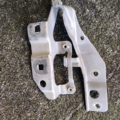 Петля капота ліва Nissan X-Trail T30 (2001-2007) 654018H300