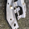 Петля капота, права Nissan X-Trail T30 (2001-2007) 654008H300