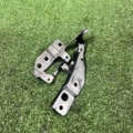 Петля капота права Nissan X-Trail T30 (2001-2007) 654008H300