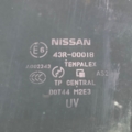 Скло передніх правих дверей Nissan X-Trail T30 (2001-2007) 803008H300