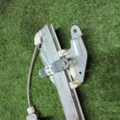 Скло підйомник задній правий Nissan X-Trail T30 (2001-2007) 827208H300