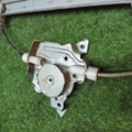 Скло підйомник задній правий Nissan X-Trail T30 (2001-2007) 827208H300