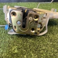 Замок дверей ПЛ Nissan X-Trail T30 (2001-2007) 80553AA210