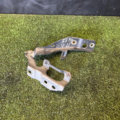 Завіса капота передня ліва Nissan X-Trail T30 (2001-2007) 654018H300