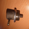 регулятор тиску палива Opel Vectra B (1995-2002) 90411542