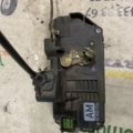 Замок двері задній правий opel vectra b 00r 3pin Opel Vectra B (1995-2002) 90503996
