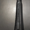 Щіткотримач правий Opel Vectra C (2002-2008) 09185813