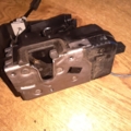 Замок двері передній правий eu opel vectra c 04r Opel Vectra C (2002-2008) 13157762