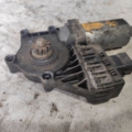 Мотор стеклоподьемника Opel Zafira A (1999-2005) 0130821769