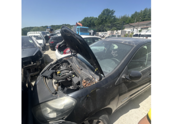 2950997  Renault Clio 3 1.5 DCI 88 к.с. — розборка, запчастини та машинокомплект 1068