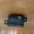 Кнопка обігріву заднього скла Renault Kangoo I (1997-2009) 8200434708A