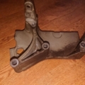 кронштейн подушки (опори двигуна, правої) Renault Kangoo I (1997-2009) 8200101196