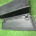 Бардачок передньої правої дверки Renault Megane II (2002-2009) 8200099165