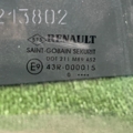 Скло задніх правих дверей Renault Megane III (2008-2016) 823000026R