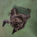 Корпус підшипника маточини лів. Skoda Octavia I (1996-2010) 1J0407255AG