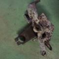 Корпус підшипника маточини лів. Skoda Octavia I (1996-2010) 1J0407255AG