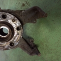 Корпус підшипника маточини лів. Skoda Octavia I (1996-2010) 1J0407255AG