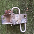 Петля дверей нижня задня права Skoda Octavia I (1996-2010) 4B0833412D