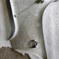 Пластикова обшивка задньої лівої стійки Skoda Octavia I (1996-2010) 1U6867295