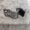Петля крышки багажника Volkswagen Caddy III (2004-2015) 2K0827301A