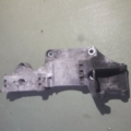 Кріплення лапи генератора vw golf iv audi 1.6 sr Volkswagen GOL IV 05-10 06A903143H
