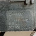 Ручка дверей передня внутрішня права Volkswagen Golf II 1983-1992 321837236A