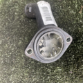 Фланець  системи охолодження Volkswagen Golf IV (1997-2006) 038121121D