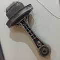 Кріплення двигуна задні leon audi w Volkswagen Golf IV (1997-2006) 1J0199851