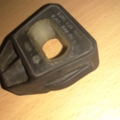 Кронштейн (подушка крепления) радиатора нижний Volkswagen Golf IV (1997-2006) 1J0806157A