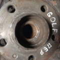 Кулак поворотный передний левый Volkswagen Golf IV (1997-2006) 1J0255N