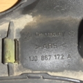 Накладка ручки передніх правих дверей vw golf iv Volkswagen Golf IV (1997-2006) 1J0867172A