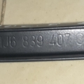 Направляющая стекла зл Volkswagen Golf IV (1997-2006) 1J6839409A03C