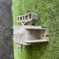 Подушка двигателя левая Volkswagen Golf IV (1997-2006) 1J0199555