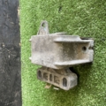Подушка двигателя левая Volkswagen Golf IV (1997-2006) 1J0199555