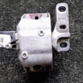 подушка двигуна Volkswagen Golf IV (1997-2006) 1J0199262BF