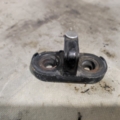 Стопор кришки багажника Volkswagen Golf IV (1997-2006) 1T0827517