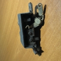 Замок кришки багажника Volkswagen Golf IV (1997-2006) 1J9827505