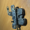 Замок кришки багажника Volkswagen Golf IV (1997-2006) 1J9827505