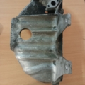 Защитный экран тепловой выпускного колектора 2.0 8v azl Volkswagen Golf IV (1997-2006) 06A133228H