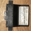 Блок електронний управління інтерфейсом Volkswagen Golf Plus 2005-2014 1K0907530K