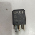 Реле багатофункціональне Volkswagen Golf Plus 2005-2014 8Z0951253